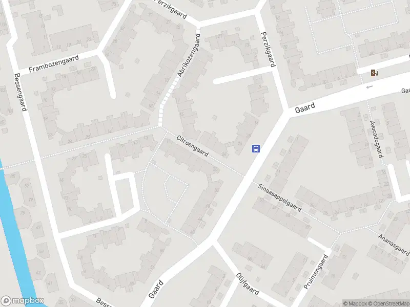 Ambulance met grote spoed naar de Citroengaard in Spijkenisse