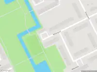 Ambulance met grote spoed naar de Wilbertoord in Rotterdam