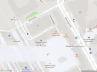 Ambulance met grote spoed naar de Hoekenrode in Amsterdam