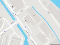 Ambulance met gepaste spoed naar de Benedenrijweg in Ridderkerk
