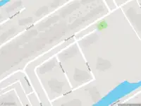 Ambulance met grote spoed naar de Fluiterlaan in Capelle aan den IJssel
