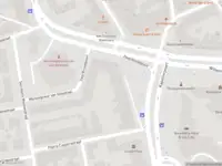 Ambulance met grote spoed naar de Zwartbroekpoort in Roermond