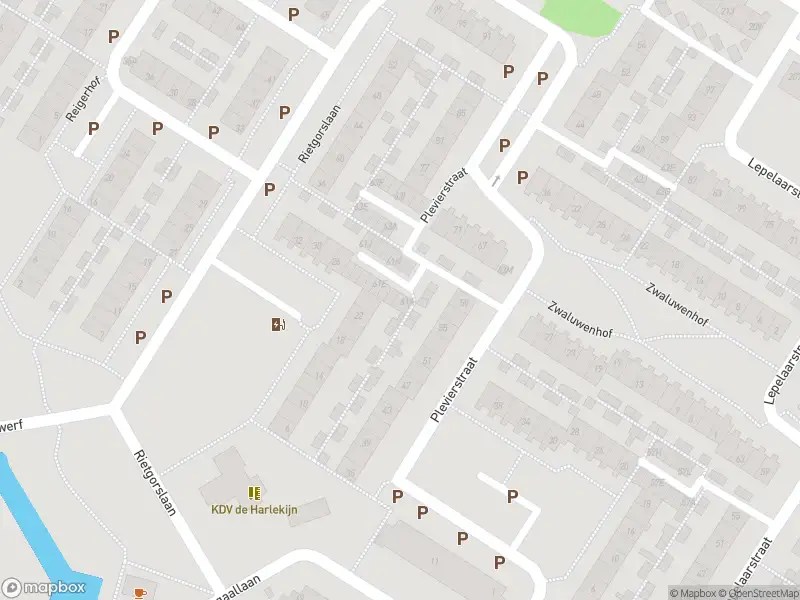 Ambulance met gepaste spoed naar de Plevierstraat in Rozenburg