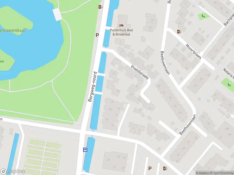 Ambulance met grote spoed naar de Bergweg-noord in Bergschenhoek