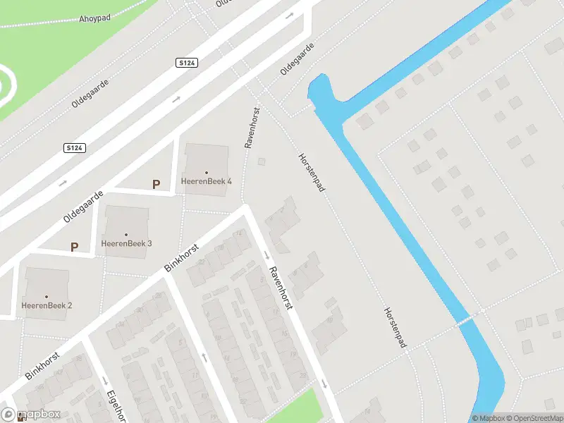 Ambulance met grote spoed naar de Ravenhorst in Rotterdam