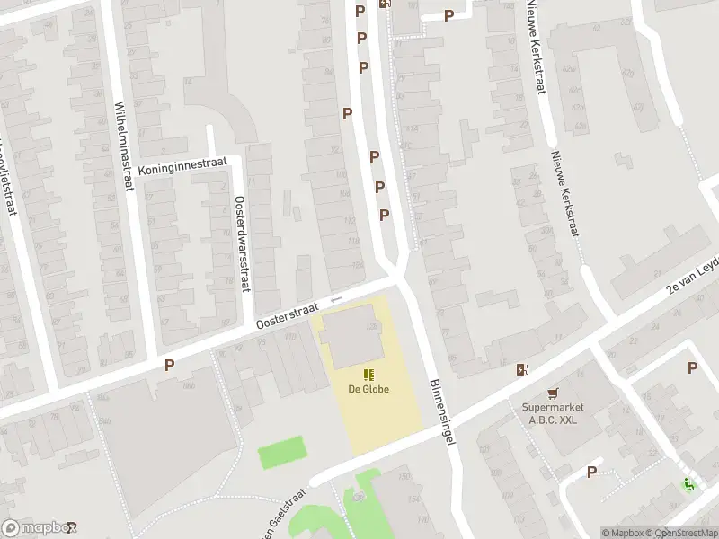 Ambulance met grote spoed naar de Binnensingel in Vlaardingen