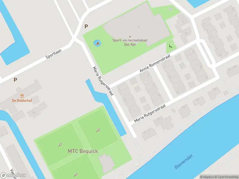 Ambulance met grote spoed naar de Maria Rutgersstraat in Maassluis