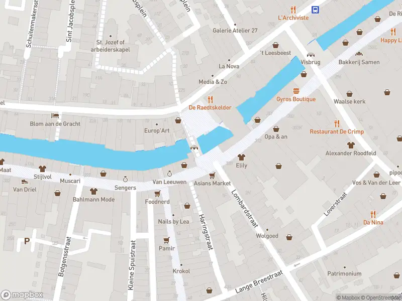 Ambulance met grote spoed naar de Vest in Dordrecht