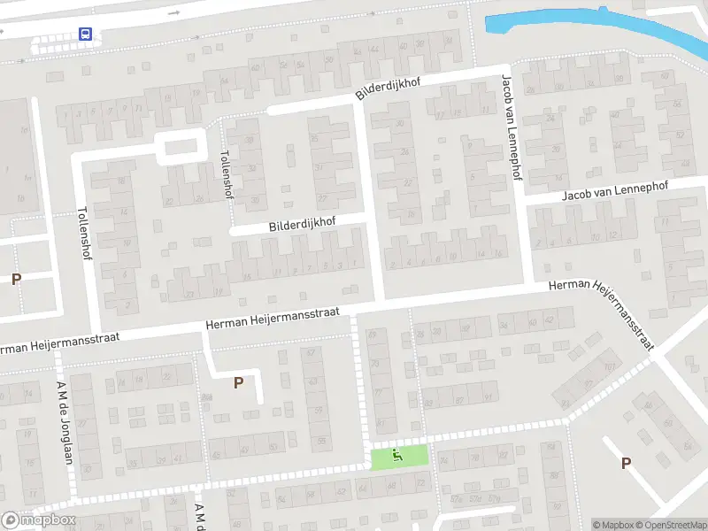 Ambulance met grote spoed naar de Bilderdijkhof in Hellevoetsluis