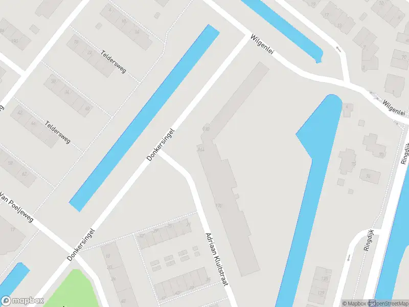 Ambulance met gepaste spoed naar de Adriaan Kluitstraat in Rotterdam