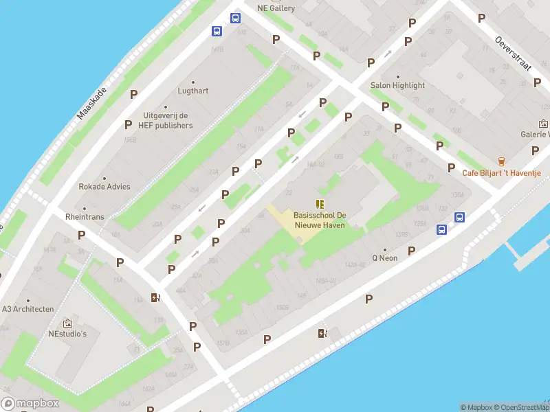 Ambulance met gepaste spoed naar de Prins Hendriklaan in Rotterdam