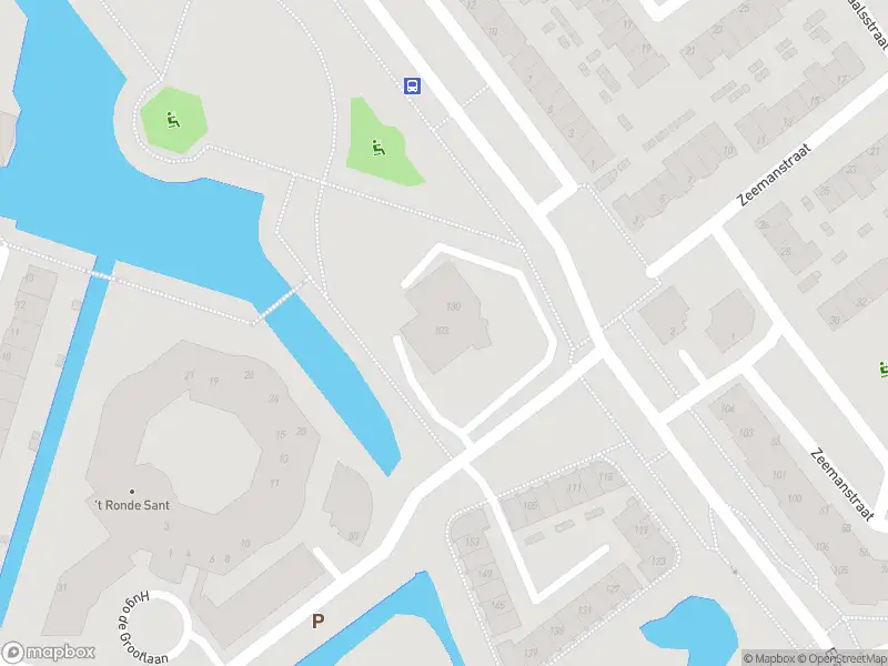 Ambulance met grote spoed naar de Erasmuspark in Ridderkerk