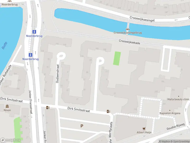 Ambulance met gepaste spoed naar de Meermanstraat in Rotterdam