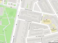 Ambulance met grote spoed naar de Torricellistraat in IJmuiden