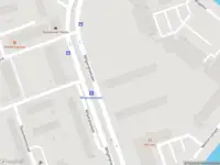 Ambulance met grote spoed naar de Wilgenplaslaan in Rotterdam