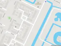 Ambulance met grote spoed naar de De Vorke in Heenvliet