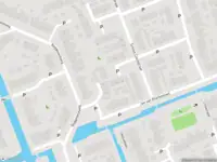 Brandweer met grote spoed naar de Bruningsstraat in Nieuwveen vanwege waarnemen gaslucht