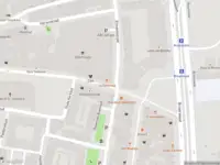 Ambulance met grote spoed naar de Lange Kerkstraat in Schiedam