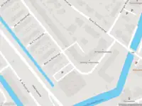 Ambulance met grote spoed naar de M.A. de Ruijterstraat in Spijkenisse