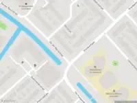 Ambulance met gepaste spoed naar de Van der Marckstraat in Leiderdorp