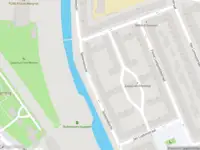 Ambulance met gepaste spoed naar de Justus van Effenstraat in Rotterdam