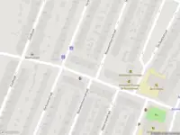 Ambulance met grote spoed naar de Van Blommesteynweg in Rotterdam