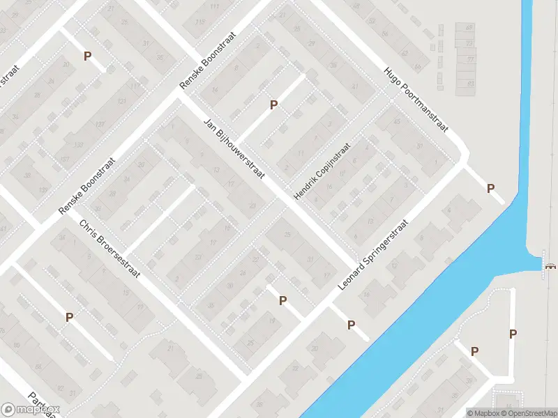 Ambulance met gepaste spoed naar de Hendrik Copijnstraat in Waddinxveen