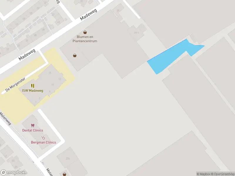 Ambulance met grote spoed naar de Rijnweg in Monster