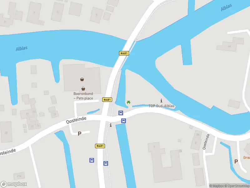 Ambulance met gepaste spoed naar de Oosteinde in Oud-Alblas