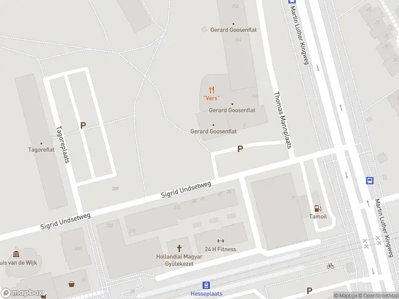 Ambulance met grote spoed naar de Sigrid Undsetweg in Rotterdam