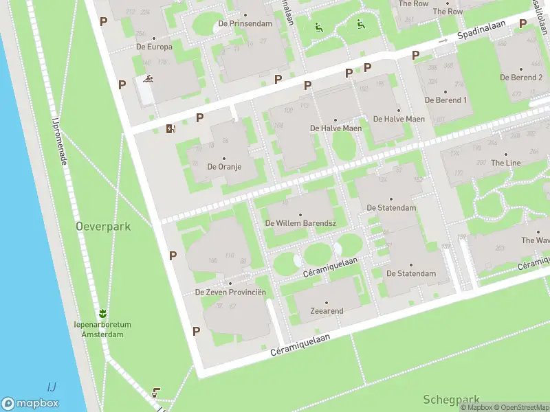 Ambulance met grote spoed naar de Hammarbystraat in Amsterdam