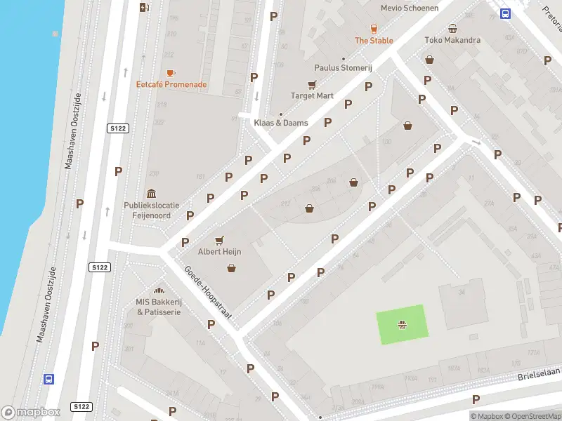 Ambulance met grote spoed naar de Paul Krugerstraat in Rotterdam