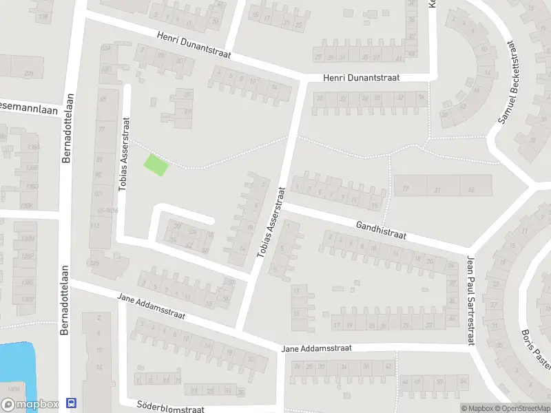 Ambulance met gepaste spoed naar de Tobias Asserstraat in Haarlem