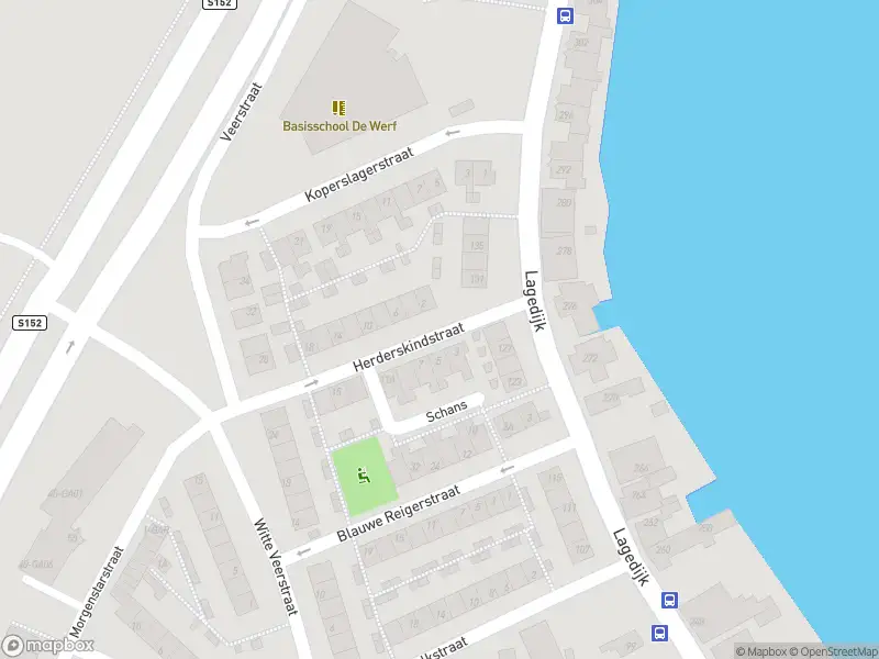 Ambulance met gepaste spoed naar de Herderskindstraat in Zaandijk