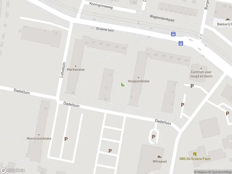 Ambulance met grote spoed naar de Mirretuin in Rotterdam