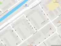 Ambulance met grote spoed naar de Mackaystraat in Schiedam