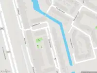 Ambulance met grote spoed naar de Sjanghailaan in Rotterdam