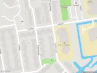 Ambulance met gepaste spoed naar de Calslaan in Gouda