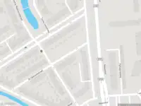 Ambulance met grote spoed naar de 2e Opbouwstraat in Rotterdam