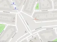 Ambulance met gepaste spoed naar de Spaansebocht in Rotterdam
