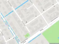 Ambulance met grote spoed naar de Hof van Wassenaer in Nootdorp