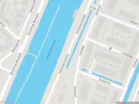 Ambulance met gepaste spoed naar de Kanaalweg Westzijde in Hellevoetsluis