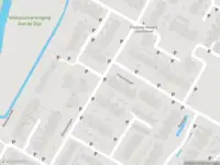 Ambulance met grote spoed naar de Plevierstraat in Uitgeest