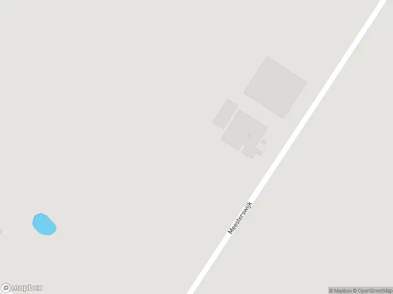 Brandweer en politie met grote spoed naar de Meesterswijk in Bovensmilde vanwege grote brand