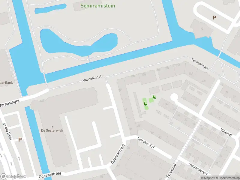 Ambulance met grote spoed naar de Odessastraat in Rotterdam