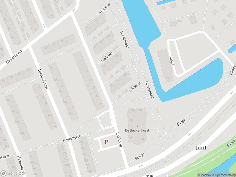 Ambulance met grote spoed naar de Lokhorst in Rotterdam