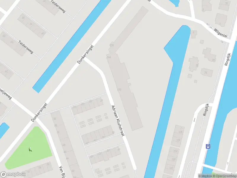 Ambulance met grote spoed naar de Adriaan Kluitstraat in Rotterdam