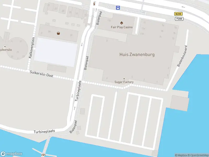 Ambulance met gepaste spoed naar de Kristalpromenade in Halfweg