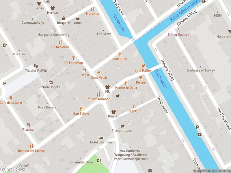 Ambulance met grote spoed naar de Maliestraat in 's-Gravenhage