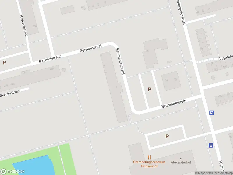 Ambulance met gepaste spoed naar de Bramanteplein in Rotterdam